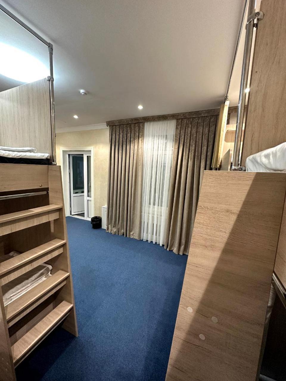 Loona Family Hostel Tashkent Ngoại thất bức ảnh