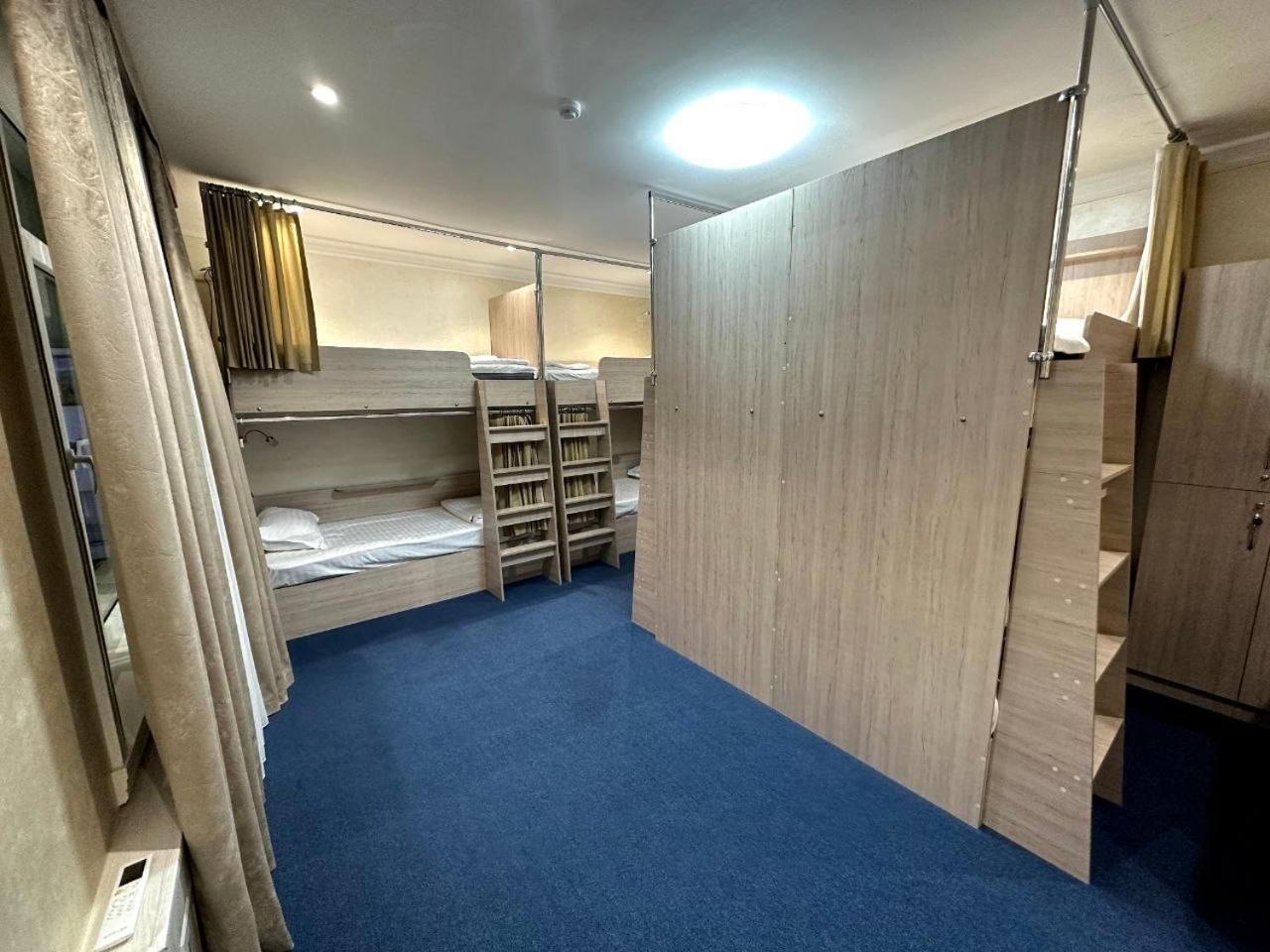Loona Family Hostel Tashkent Ngoại thất bức ảnh
